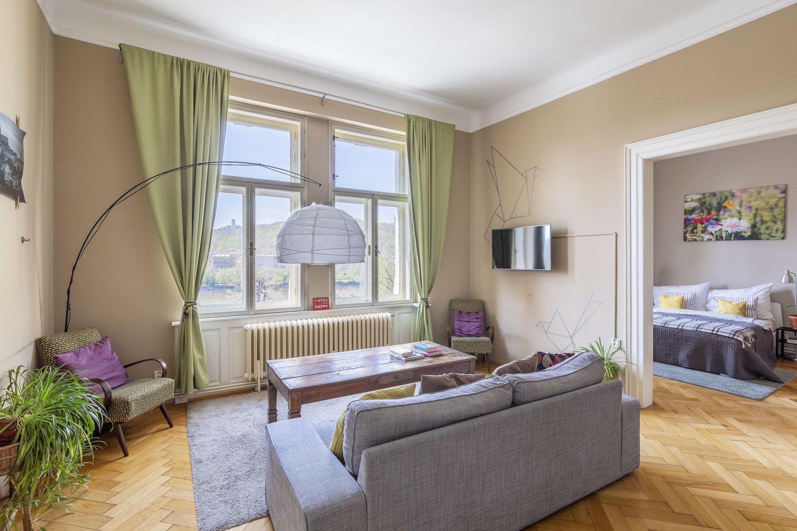 Nové Město, Masarykovo nábřeží